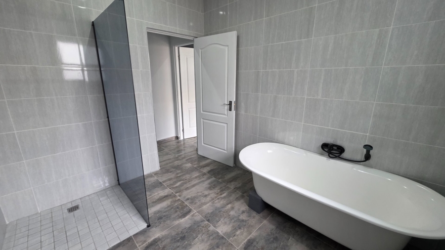 3 Bedroom Property for Sale in Island View Western Cape